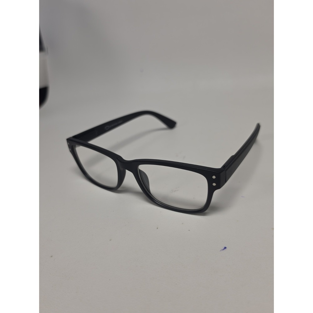 Oscar by Oscar de la Renta OSR1688-002 Black Eyeglass Frames 52-17-140